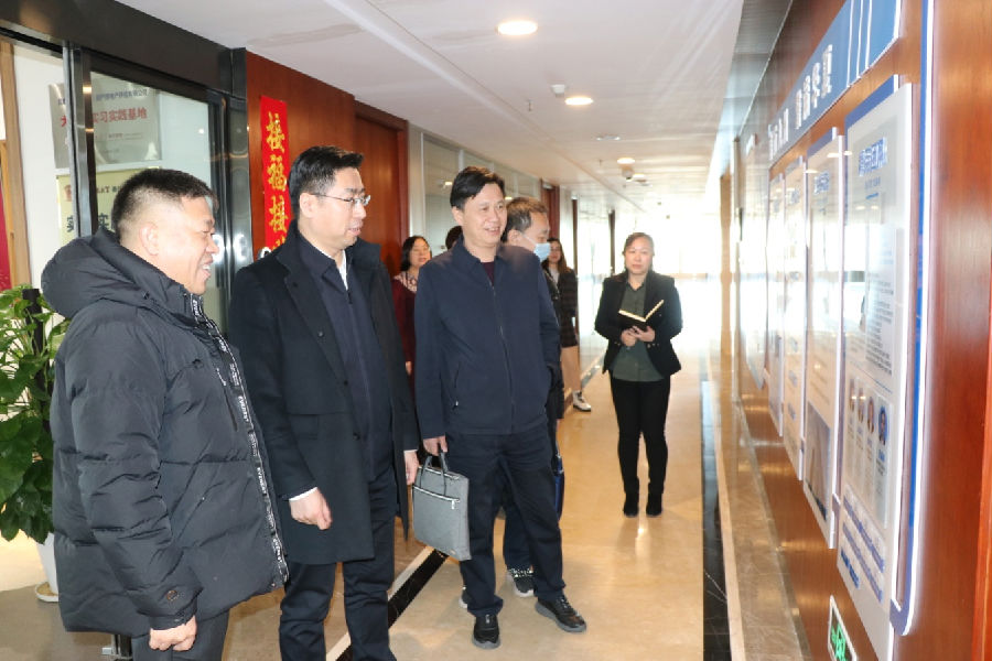 山西省财政厅开启深入会计、审计和税务企业服务第一站.png